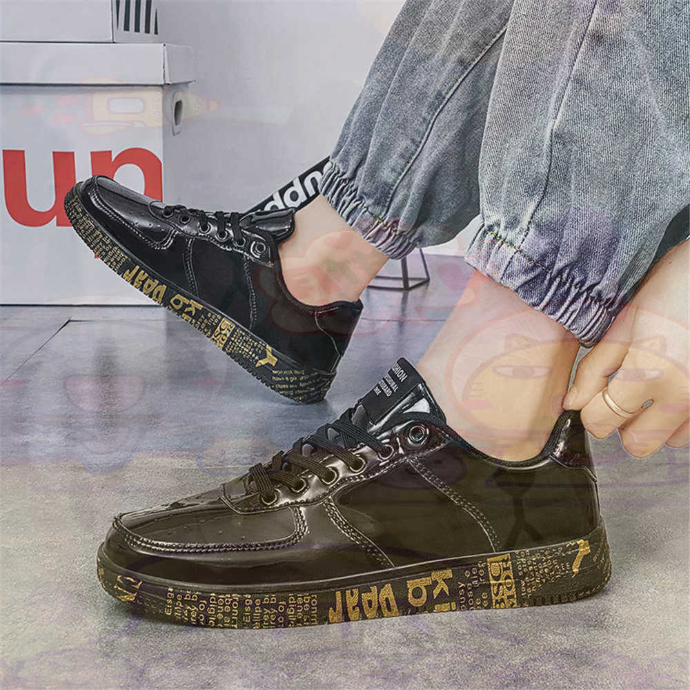 Round Foot Size 45 Sneakers Wh - огляд і ціна Luxury Lifestyle Travel